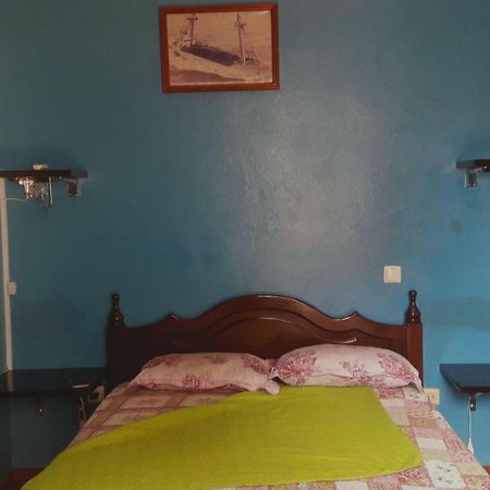 Los Cuartos Man Pretinha Tarrafal  Esterno foto