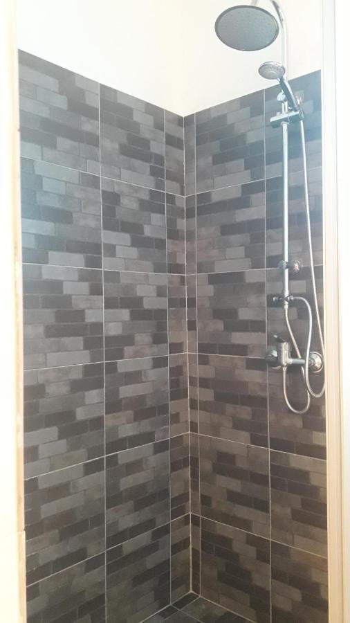 Los Cuartos Man Pretinha Tarrafal  Esterno foto