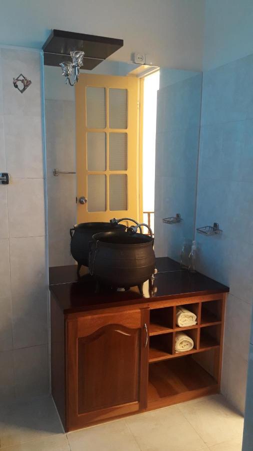 Los Cuartos Man Pretinha Tarrafal  Esterno foto